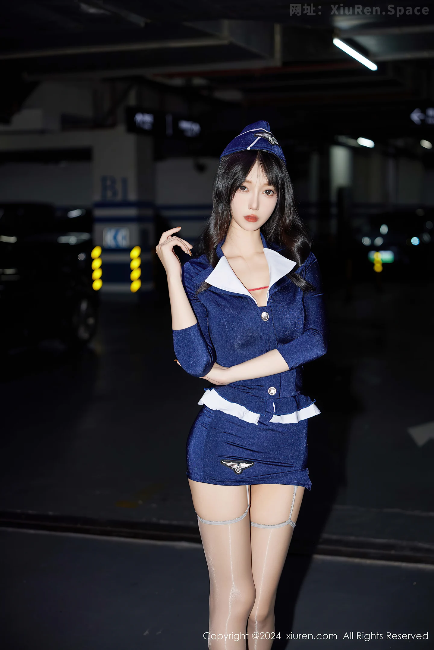 图片[5]-[XiuRen秀人网] VOL.9418 模特玥儿玥er性感蓝色制服露红色蕾丝内衣配灰丝袜秀美腿诱惑写真78P-秀人网官方网站